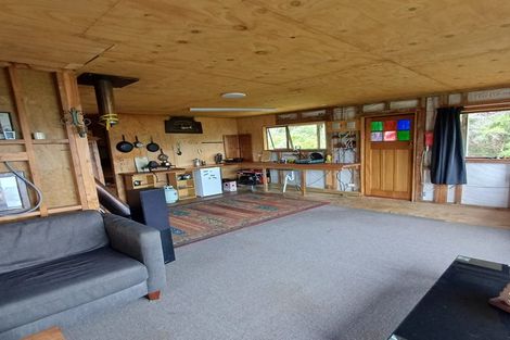 Photo of property in 7116 Kenepuru Road, Raetihi, Picton, 7282