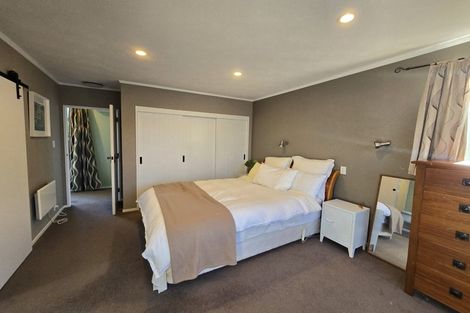 Photo of property in 1 Cedar Court, Whitby, Porirua, 5024