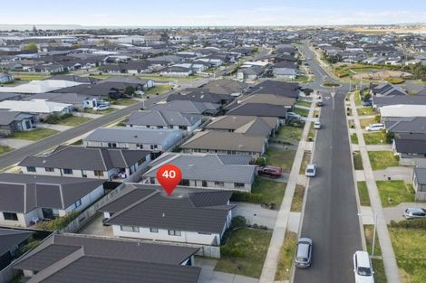 Photo of property in 40 Hills View Drive, Papamoa, 3118