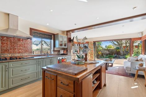 Photo of property in 283 Papanui Road, Merivale, Christchurch, 8052