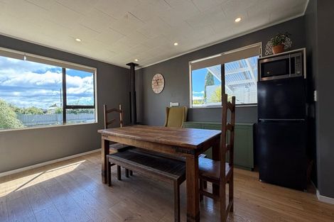 Photo of property in 25a Jeffares Place, Taradale, Napier, 4112