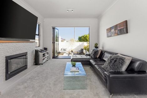 Photo of property in 500 Fenwick Street, Mayfair, Hastings, 4122