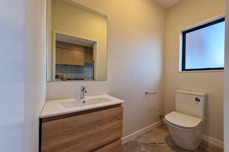 Photo of property in 12/200 Sunnynook Road, Totara Vale, Auckland, 0627