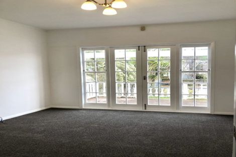 Photo of property in 202 Clyde Street, Island Bay, Wellington, 6023