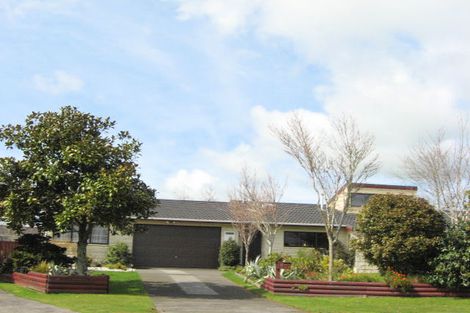 Photo of property in 4 Raunui Crescent, Inglewood, 4330