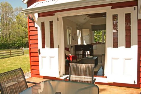 Photo of property in 48 Kemptons Line, Greytown, 5794