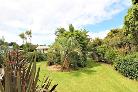 Photo of property in 10 Stingray Crescent, Whiritoa, Whangamata, 3691