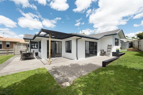 Photo of property in 49 Fairview Place, Te Puke, 3119