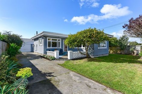 Photo of property in 175 Union Street, New Brighton, Christchurch, 8061