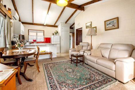 Photo of property in 23 Hatton Road, Orewa, 0931