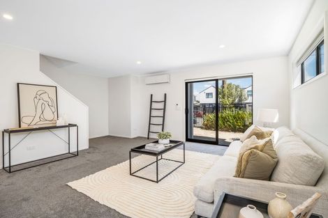 Photo of property in 1/550 Barbadoes Street, Edgeware, Christchurch, 8013