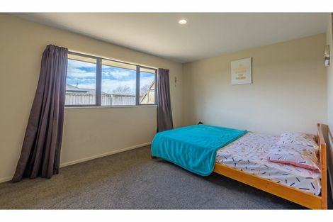Photo of property in 5 Kinglear Drive, Rolleston, 7614