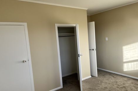 Photo of property in 2/111 Bond Crescent, Forrest Hill, Auckland, 0620