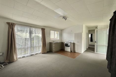 Photo of property in 48 Candia Road, Swanson, Auckland, 0614