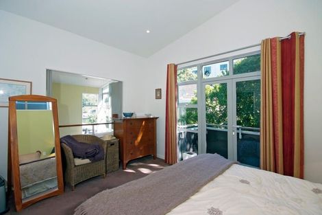 Photo of property in 94b Onslow Road, Khandallah, Wellington, 6035