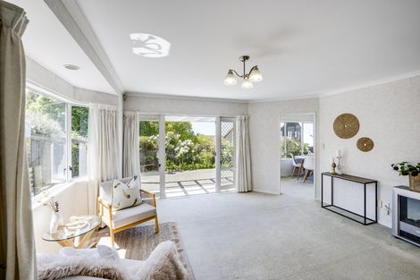 Photo of property in 76b Churchill Drive, Taradale, Napier, 4112