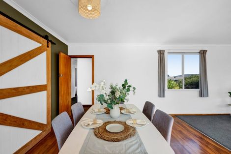 Photo of property in 7 Hulke Crescent, Bell Block, New Plymouth, 4312