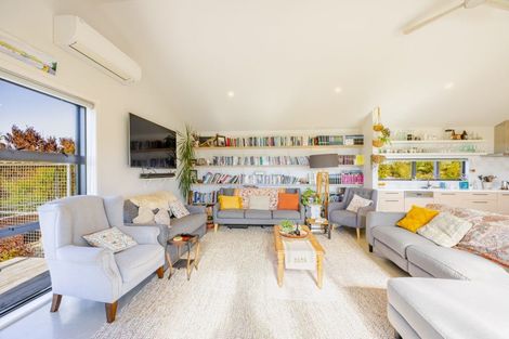 Photo of property in 64b Racecourse Road, Waipawa, 4210