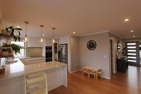 Photo of property in 22 Smith Street, Lepperton, New Plymouth, 4373