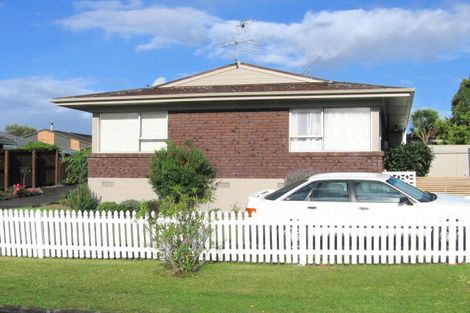 Photo of property in 5b Nimrod Place, Half Moon Bay, Auckland, 2012