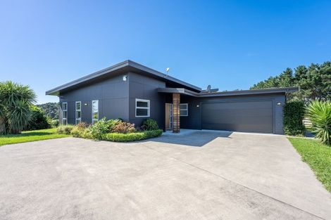 Photo of property in 191 Harakeke Road, Te Horo, Otaki, 5581