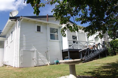 Photo of property in 2 College Street, Te Awamutu, 3800