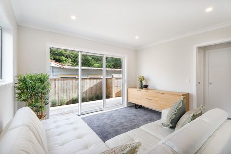 Photo of property in 20c Korau Grove, Stokes Valley, Lower Hutt, 5019