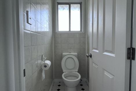 Photo of property in 9 William Souter Street, Forrest Hill, Auckland, 0620