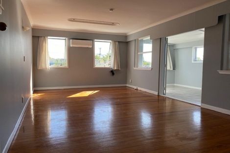 Photo of property in 60 Jutland Road, Hauraki, Auckland, 0622