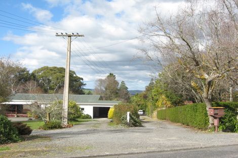 Photo of property in 21 Abbotsford Road, Waipawa, 4210