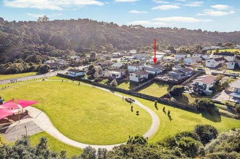 Photo of property in 1/60 Simon Ellice Drive, Bayview, Auckland, 0629