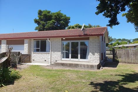 Photo of property in 2/93 Bayswater Crescent, Bromley, Christchurch, 8062