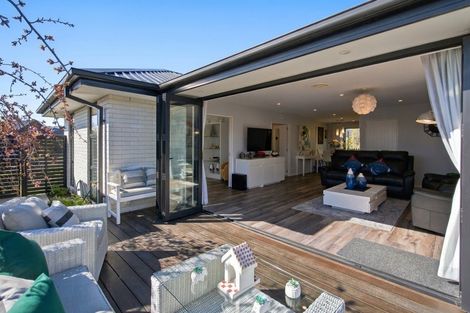 Photo of property in 19 Whitburn Avenue, Halswell, Christchurch, 8025