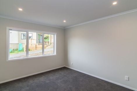 Photo of property in 22 Rarangi Way, Owhiro Bay, Wellington, 6023