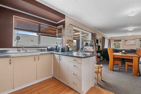 Photo of property in 11 Elmslie Place, Owhata, Rotorua, 3010