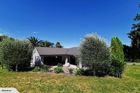 Photo of property in 14 Finlayson Place, Welcome Bay, Tauranga, 3112