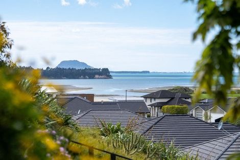 Photo of property in 29 Lakeside Terrace, Omokoroa, 3114