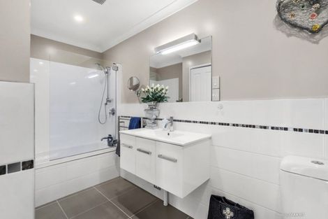 Photo of property in 5b Mace Street, Island Bay, Wellington, 6023