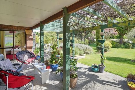 Photo of property in 22 Allin Drive, Waikuku Beach, 7402