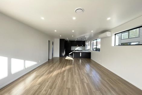 Photo of property in 26 Sandgate Avenue, Botany Downs, Auckland, 2010