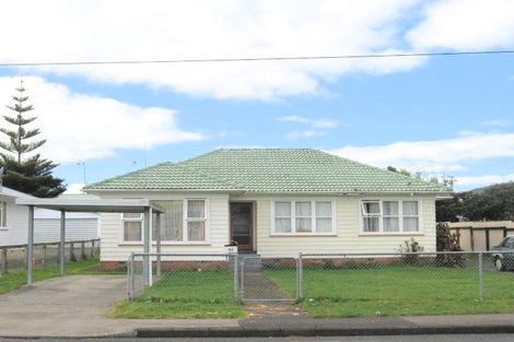 Photo of property in 42 Valentine Street, Papakura, 2110