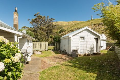 Photo of property in 2 Paua Place, Aramoana, Omakere, 4271