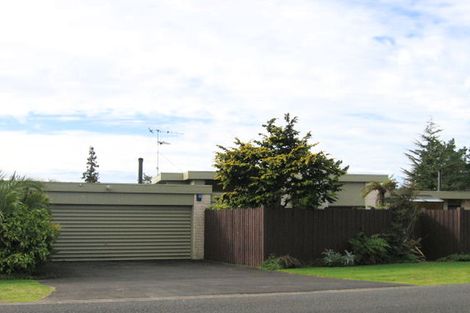 Photo of property in 50 Saint Andrews Terrace, St Andrews, Hamilton, 3200