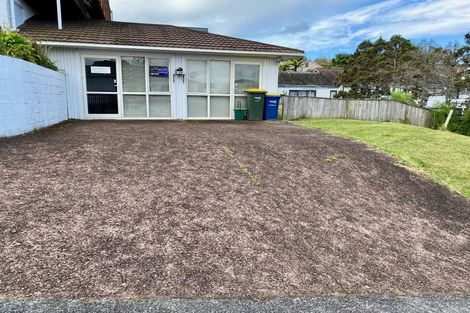 Photo of property in 451 Glenfield Road, Glenfield, Auckland, 0629