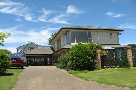 Photo of property in 11a Charles Miller Court, Clarks Beach, 2122