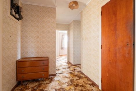 Photo of property in 76 Mckillop Street, Ranui, Porirua, 5024