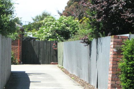 Photo of property in 2/52 Kerrs Road, Avonside, Christchurch, 8061