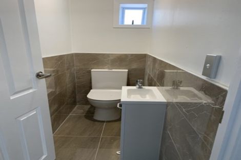 Photo of property in 27a Omagh Avenue, Papatoetoe, Auckland, 2025