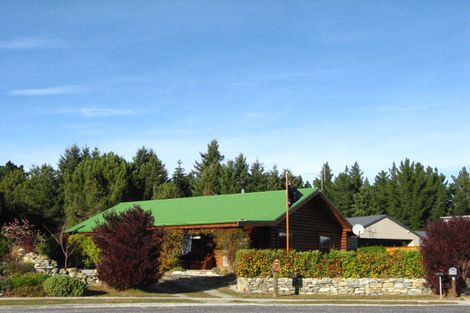 Photo of property in 7 Redwood Court, Kelvin Heights, Queenstown, 9300