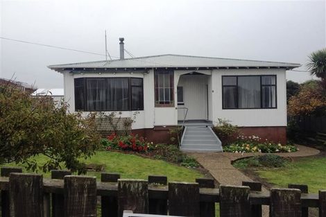 Photo of property in 9 Walker Street, Bluff, 9814